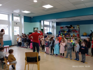 Saint-Didier-en-Velay : malgré la menace de fermeture, la pédagogie se poursuit à l&#039;école publique