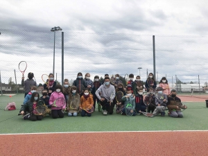 De la cour d&#039;école aux courts de tennis à Montfaucon-en-Velay