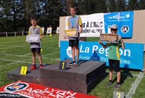Trois médailles de bronze pour les Archers de la Jeune Loire à Beauzac