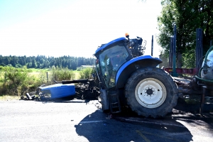 Raucoules : un agriculteur éjecté de son tracteur dans une collision avec un camion grumier