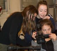 Les jeunes de l&#039;atelier cinéma du Collège du Lignon vont bénéficier des précieux conseils de Stéphanie Vasseur.||