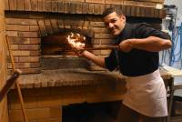 Mohamed Msallak propose des pizzas cutes au feu de bois du mardi au dimanche|||