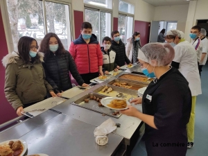 Une aide du Département pour les repas des collégiens en Haute-Loire