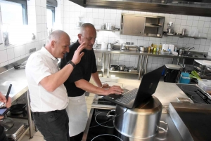 Yssingeaux : le professeur de cuisine en mode Cyril Lignac pour ses élèves