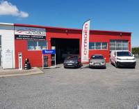 Dolaizon Automobiles est situé dans la zone artisanale de Saint-Christophe-sur-Dolaizon|Matthieu Gourgot et Nicolas Trehet sont à la tête de Dolaizon Automobiles depuis deux ans.|||