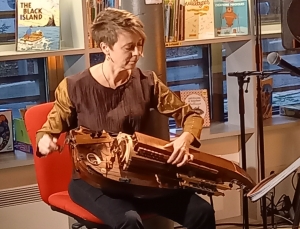 La vielle à roue continue à écrire son histoire au Chambon-sur-Lignon