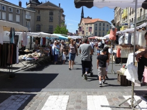 Craponne-sur-Arzon : le masque obligatoire pour la fête votive et le marché