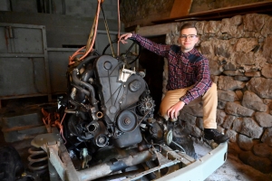 Le Monastier-sur-Gazeille : à 23 ans, il se lance dans la restauration de vieux véhicules