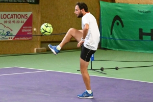 Le Chambon-sur-Lignon : tennis et foot se mélangent sur les courts du Fraisse