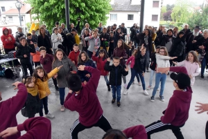 Bas-en-Basset : les jeunes danseurs d&#039;Elite Street assurent le show (vidéo)
