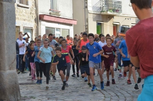 Saint-Didier-en-Velay : 641 marcheurs et coureurs pour le Secret de Camille
