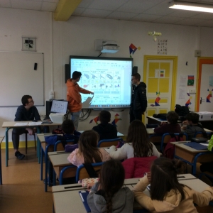 Monistrol-sur-Loire : rencontre entre étudiants et écoliers au &quot;Château&quot;