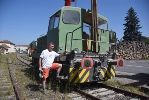 Dunières : un locotracteur débarque sur le Vélorail du Velay (vidéo)