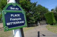 La place François-Mitterrand... n&#039;existe pas officiellement.