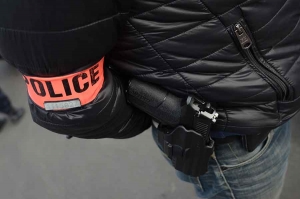 Puy-en-Velay : à la vue des policiers, il dissimule une &quot;cocotte&quot; de cocaïne