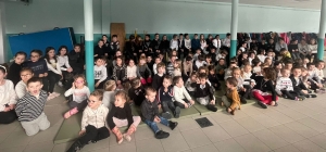 Lapte : les écoliers de Saint-Régis fédérés pour une journée rythmée en noir et blanc