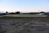 Piste d&#039;athlétisme à Monistrol-sur-Loire : des élus trouvent que ça va trop vite