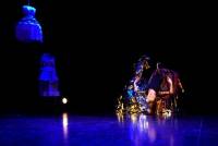 Yssingeaux : Adèle Duportal et sa garde-robe rapprochée sur la scène du théâtre