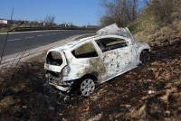 Une voiture volée à Saint-Chamond, incendiée près du Puy-en-Velay