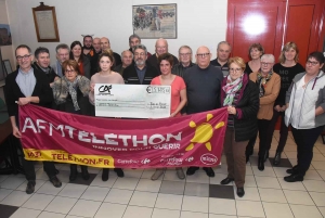Bas-en-Basset : plus de 5 700 euros remis au Téléthon par les associations