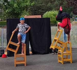 Retournac : les écoliers de Charrées-Jussac épatés par un spectacle de cirque
