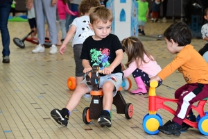 Bas-en-Basset : les enfants de 1 à 4 ans réunis autour des jeux