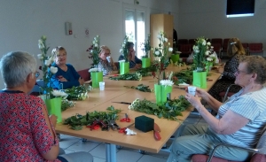 Tence : 14 participantes au cours d&#039;art floral