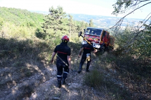 Un petit feu difficile à trouver pour les pompiers à Malvalette