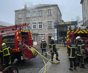 Tence : une semaine de stage sur les incendies pour des pompiers de Haute-Loire