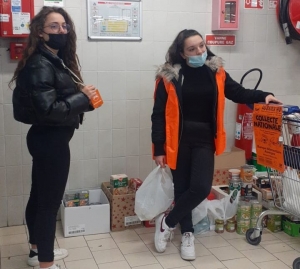 Monistrol-sur-Loire : des lycéens du &quot;Château&quot; ont joué les bénévoles pour la Banque alimentaire