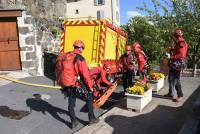 Exercice périlleux et relevé pour les pompiers sur le rocher Saint-Michel