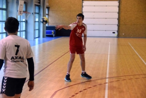 Sainte-Sigolène : les handballeurs moins de 15 ans champions