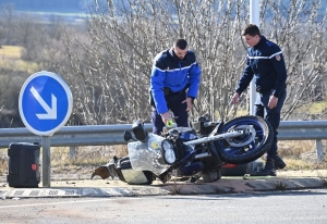 Voiture contre moto : deux blessés graves à Vergezac