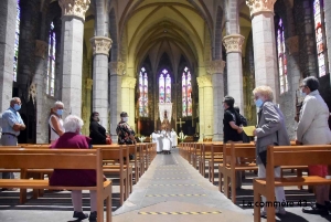 De 40 à 110 places dans les églises des Villettes, Saint-Pal-de-Mons et Sainte-Sigolène
