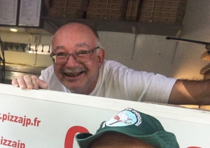 Puy-en-Velay : un pizzaiolo va offrir ses pizzas aux bénéficiaires des Restos du coeur