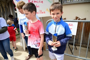 Blavozy : 300 enfants ont couru pour les P&#039;tits Loulous