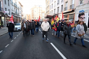 La hausse des salaires met 700 manifestants dans la rue au Puy-en-Velay