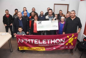 Riotord : 6 145 euros remis au Téléthon par deux associations de sport mécanique