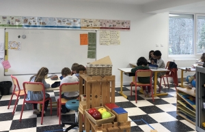 Le Chambon-sur-Lignon : les élèves de l&#039;Escale étudient dans leur nouvelle école
