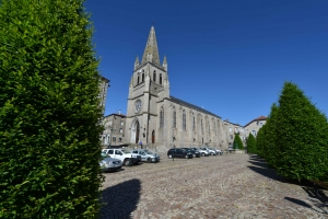 L&#039;église de Sainte-Sigolène