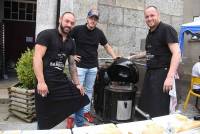 Saint-Bonnet-le-Froid : les bagnoles et les casseroles attirent la foule ce dimanche