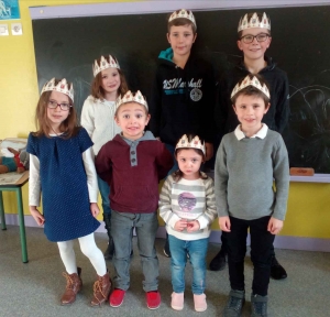 Montfaucon : trois reines pour quatre rois à l&#039;école Saint-Joseph