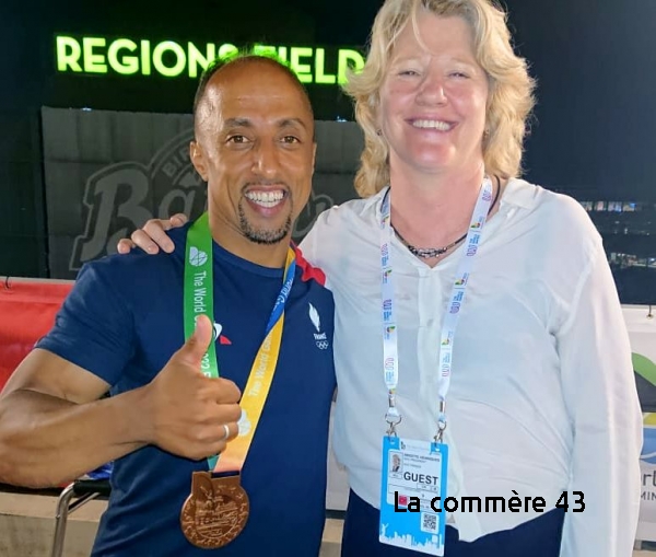 Crédit DR. Hassan El Belghiti et Brigitte Henriques, présidente du Comité national olympique et sportif français|Crédit DR|Hassan El Belghiti  Crédit DR||