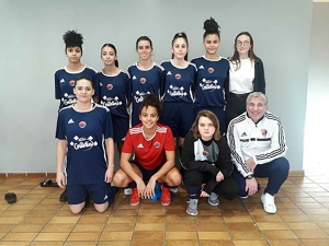 Bas-en-Basset : Andrézieux s&#039;offre le premier tournoi futsal féminin contre les Bassoises