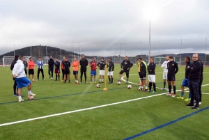 Yssingeaux : premier entraînement sur le terrain synthétique pour les footballeurs