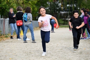 Yssingeaux : les écoliers de Jean-de-la-Fontaine courent pour l&#039;Unicef