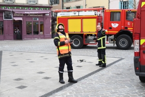 Au Puy-en-Velay, 11 appartements et 3 immeubles touchés par un incendie en centre-ville (vidéo)