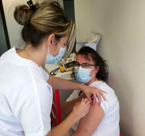 Saint-Didier-en-Velay : 21 membres du personnel de l&#039;Ehpad vaccinés