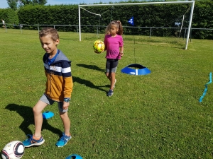 Saint-Jeures : 25 enfants ont découvert le foot-golf
