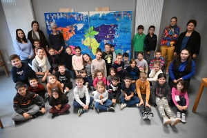 Araules : un voyage autour du monde pour les enfants des deux écoles